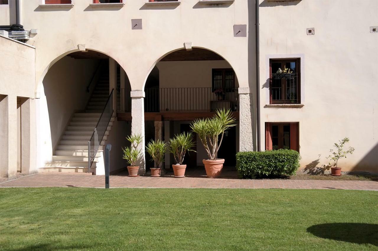 Attico 25 Hotel Bassano del Grappa Eksteriør billede